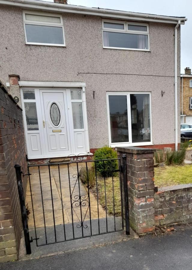 Quiet 3 Bed Close To The A1 Newton Aycliffe Exterior photo