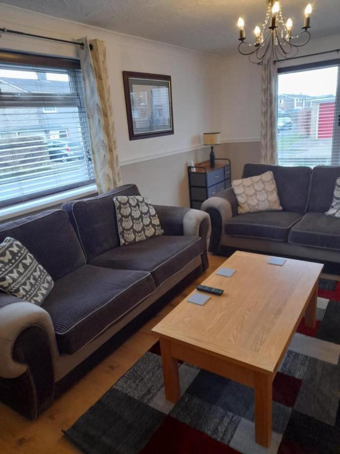 Quiet 3 Bed Close To The A1 Newton Aycliffe Exterior photo